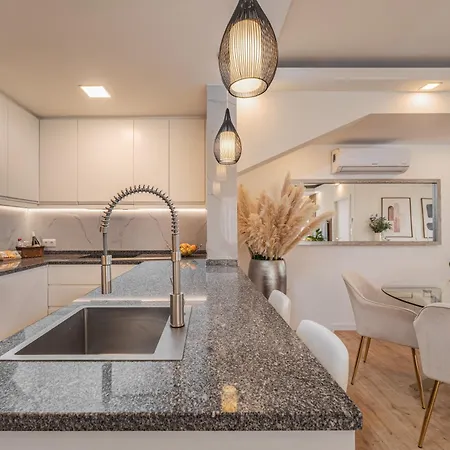 Apartment The Viewpoint By Eurostay